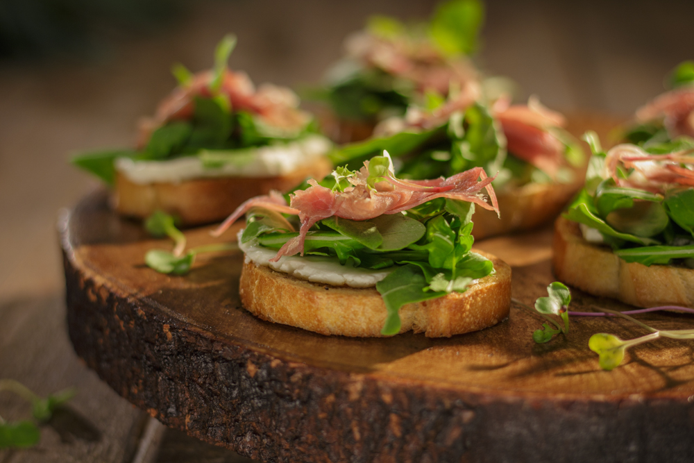 Prosciutto Fig Goat Cheese Crostini.jpg